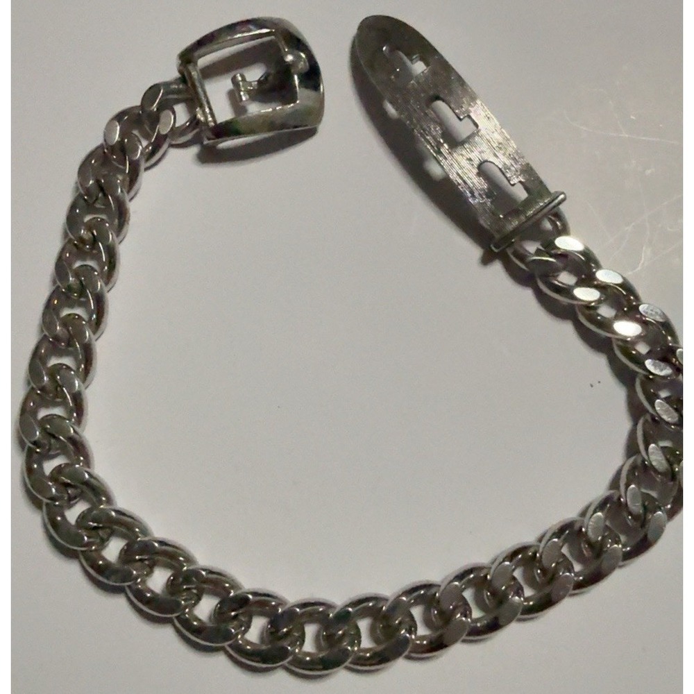 T30277-Vintage 1970s Avon Silver Tone Belt Buckle Curb Chain Bracelet